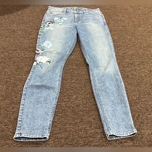 Seven For All Mankind Flower Design ankle  Skinny Jeans Size 28